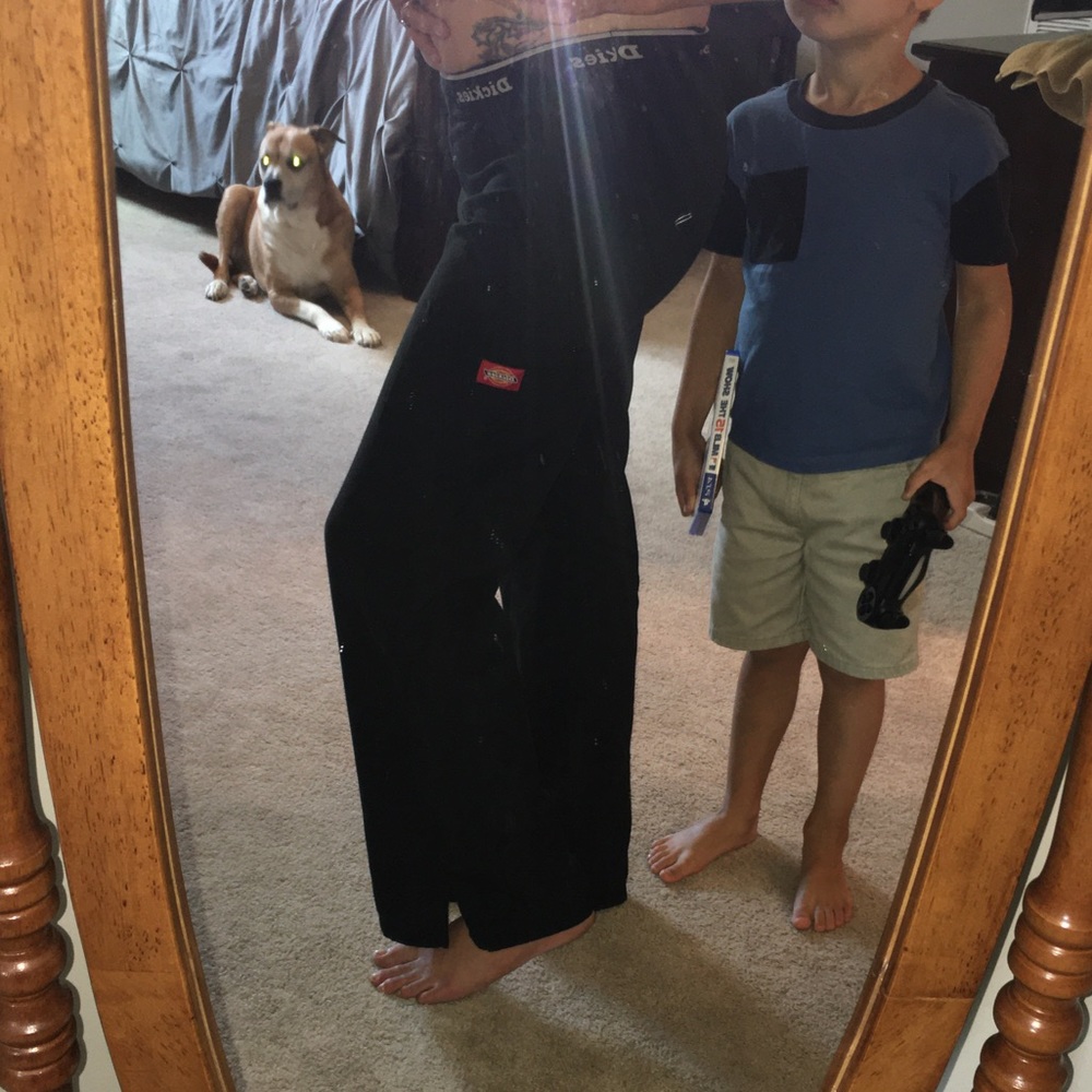 Small Scrub Pants - Picture 6 of 7